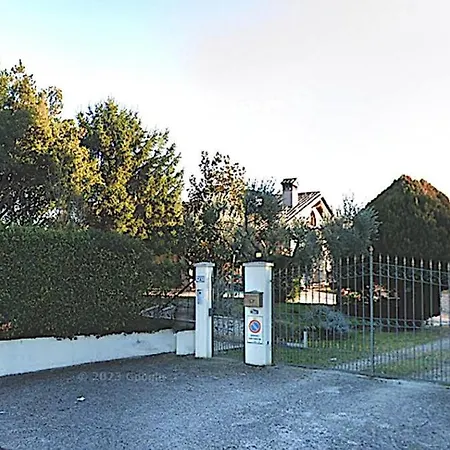 Green Woods Verona Exterior photo